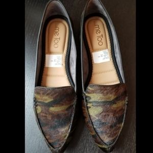 Me Too Green and Brown Flats Comfortable Loafers